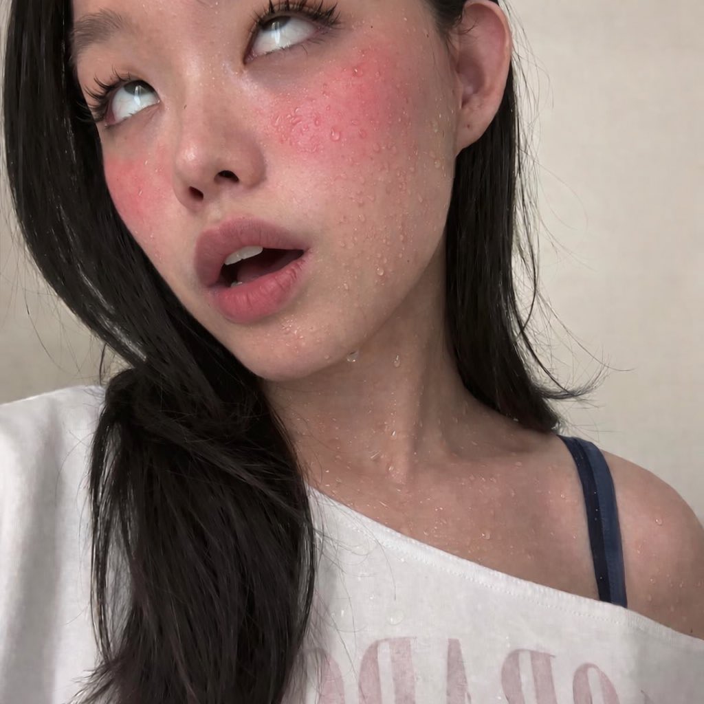 kpop goon tweet media