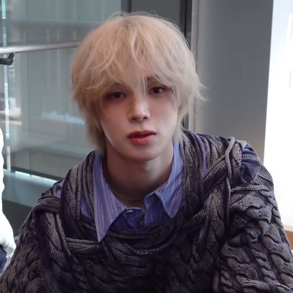 lisa Ი𐑼🍓ྀི tweet media