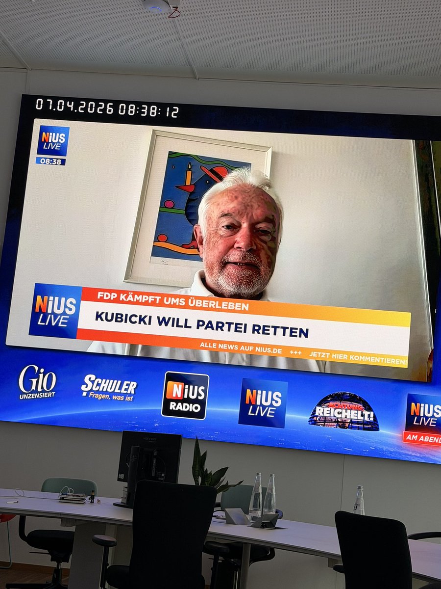 Julius Böhm tweet media