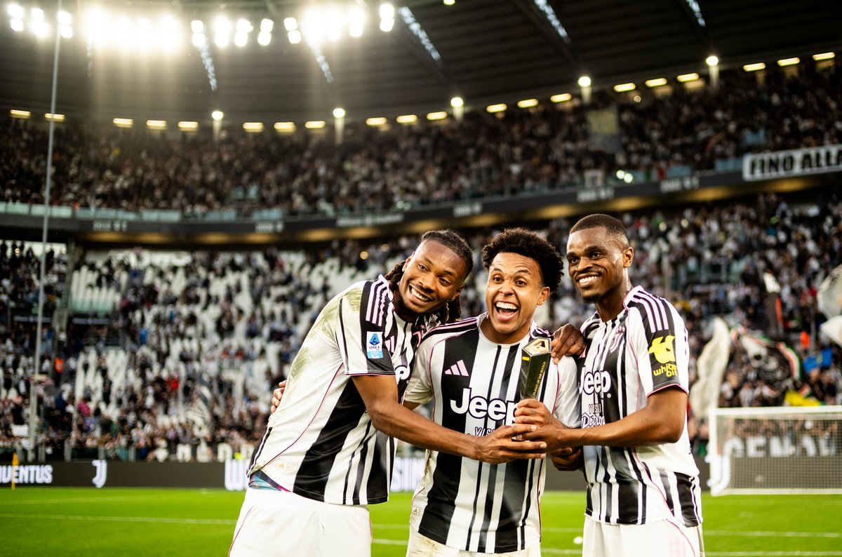 JuventusFC tweet media