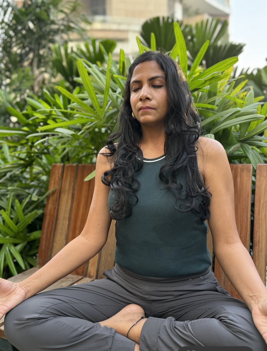 ItsaWoWlifeMB's tweet image. On #WorldHealthDay, here are 3 easy-to-implement #energy hacks for every working #professional! Everything follows a #healthy body &amp;amp; mind.
1) Regular #Yoga sessions
2) #Meditation
3) Healthy Eating: Premium, healthy, nutritionally dense &amp;amp; naturally sweet dates from Dose of Dates.