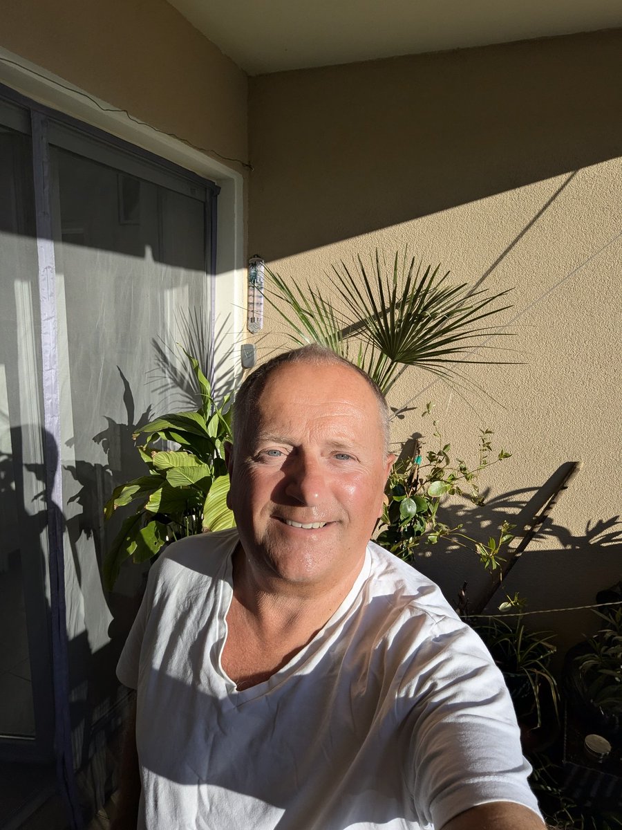 🇵🇦🇸🇨🇦🇱 🌞🌞😎 tweet media