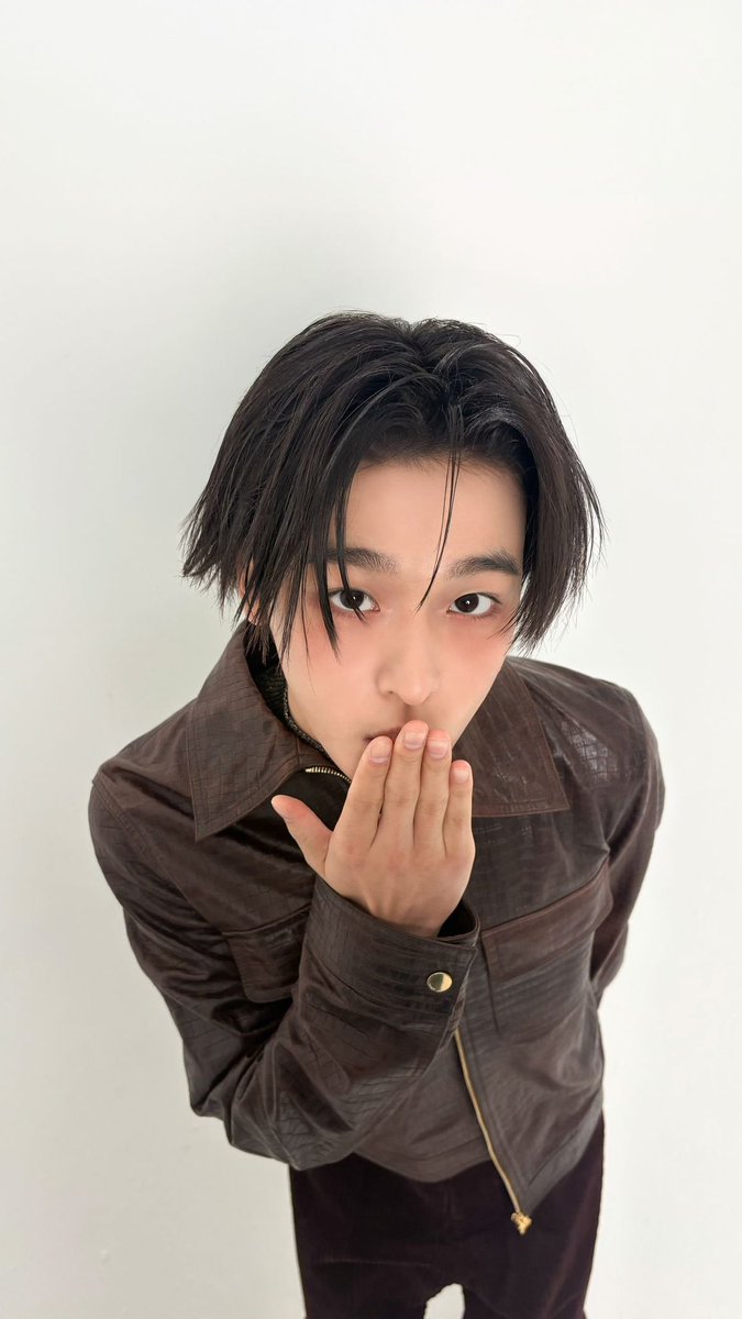 riku pics tweet media