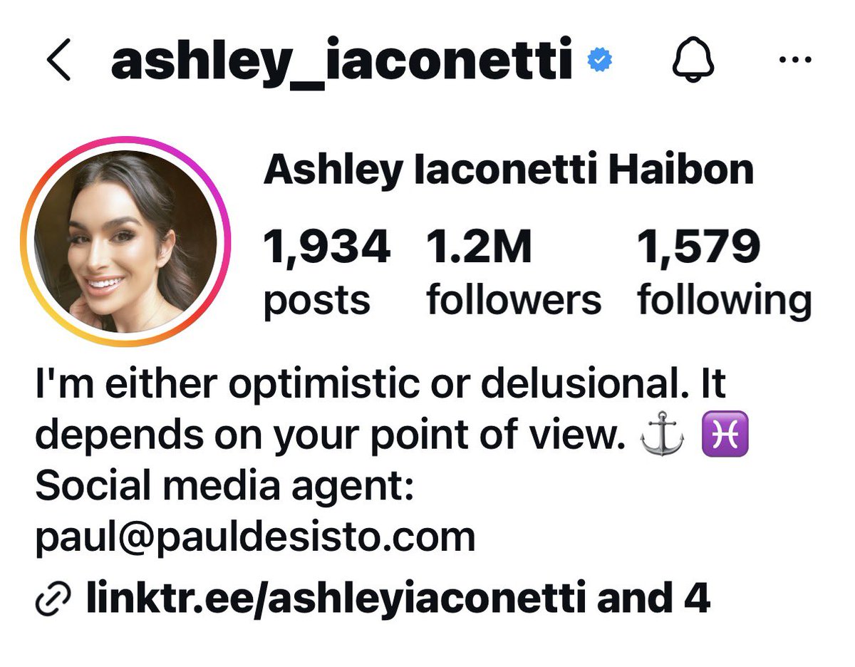 joyrosenberg's tweet image. As a HW fan I think about the most ridiculous things. Like how many more followers will Ashley get now that’s she’s on #rhori and does she now have to split her new IG endorsements with #bravo . 🤔