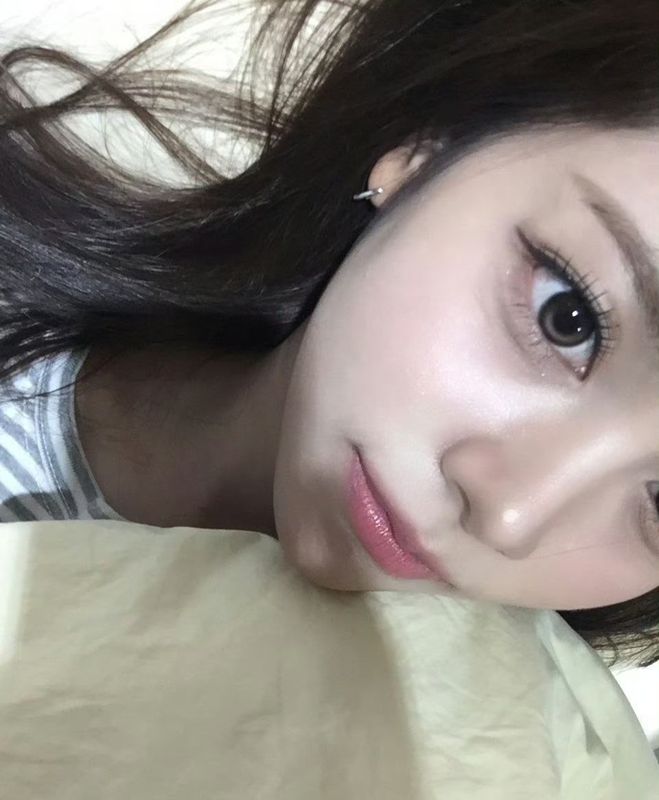 lolifroyd 😼🤍 tweet media