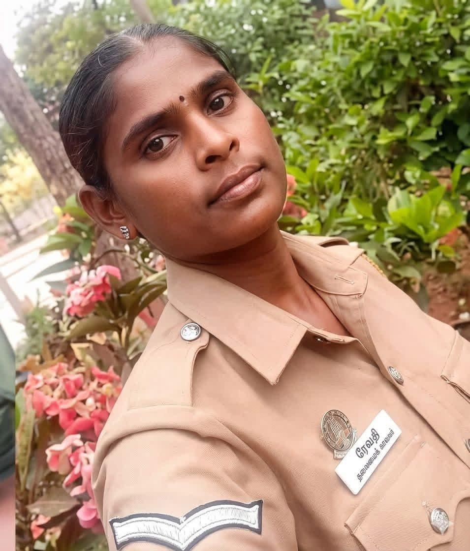 onemevinod's tweet photo. Justice has finally been served in the #SathankulamCase. ⚖️
Huge respect to Head Constable #Revathi. When the system tried to hide the truth, she stood alone with courage to testify for #Jayaraj and #Benicks. Her integrity led to today's landmark verdict. She deserves the highest State and National Awards for her bravery. #JusticeForJayarajAndBenicks #TamilNadu
@mkstalin
@CMOTamilnadu
@narendramodi
@rashtrapatibhvn
@CPR_VP