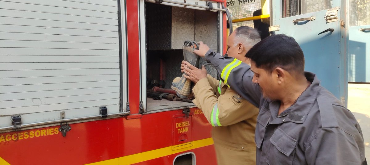 Sant Kabir Nagar Fire & Emergency services tweet media
