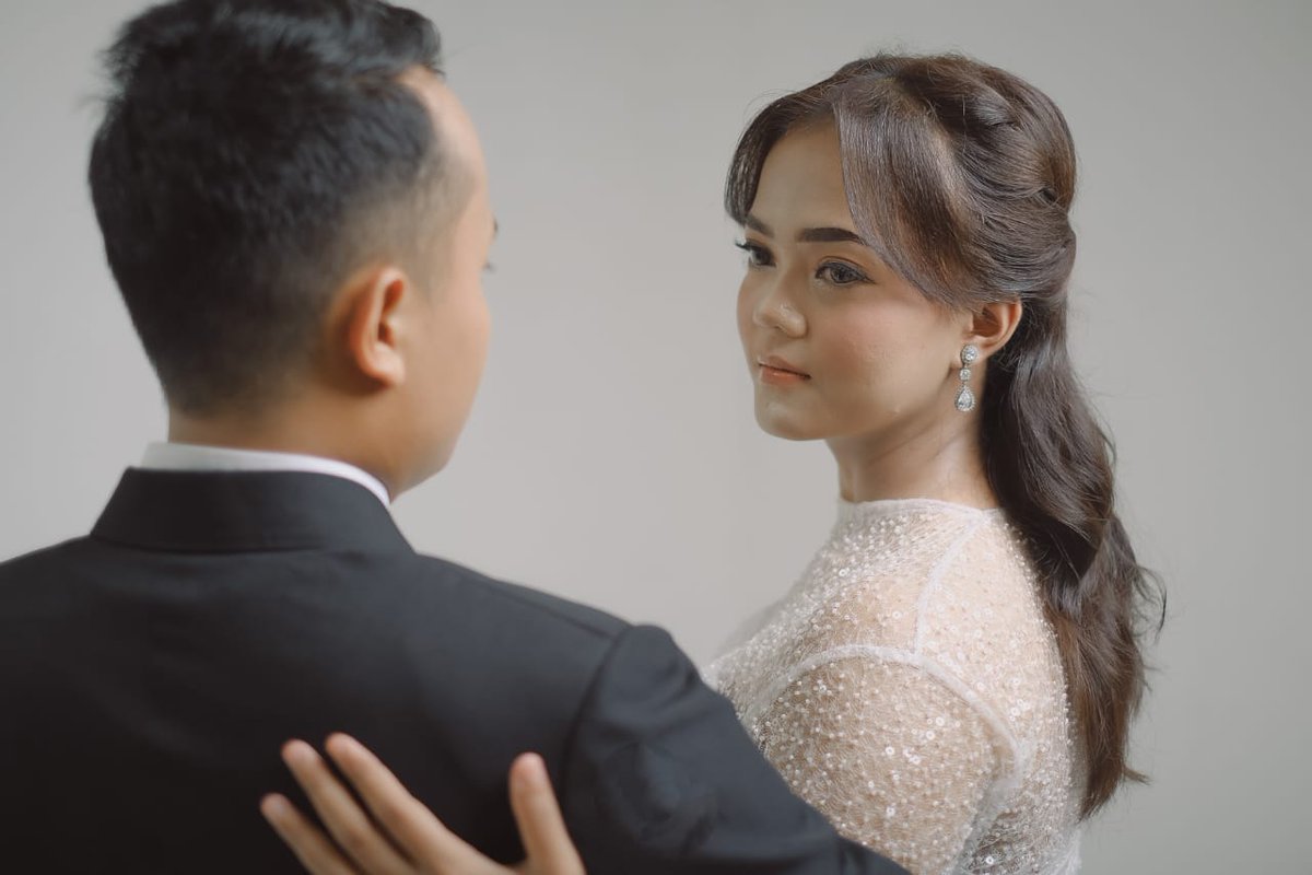 aliffajar44's tweet photo. Alhamdulillah we are official married (27 Maret 2026) 
@petfreshcheer 🤍 https://t.co/zJNB1wOj4h