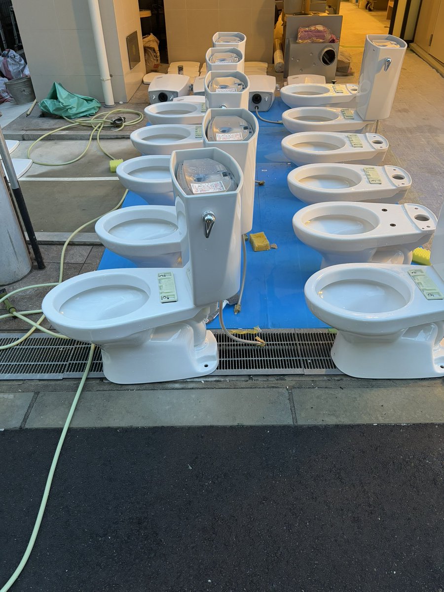 汚くてジーザス tweet media