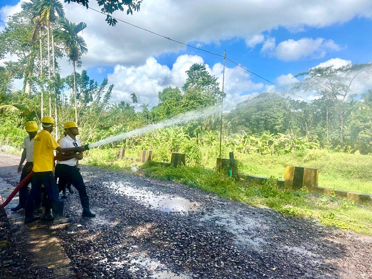 SP_NMAndaman's tweet image. On 07.04.26, FS Baratang held Operational Skill &amp;amp; Firefighting Refresher Training for Fire Mitras to sharpen response skills and strengthen community fire safety preparedness. @DGPANIslands @AndamanPolice #FireSafety #FireMitra #NMAPolice