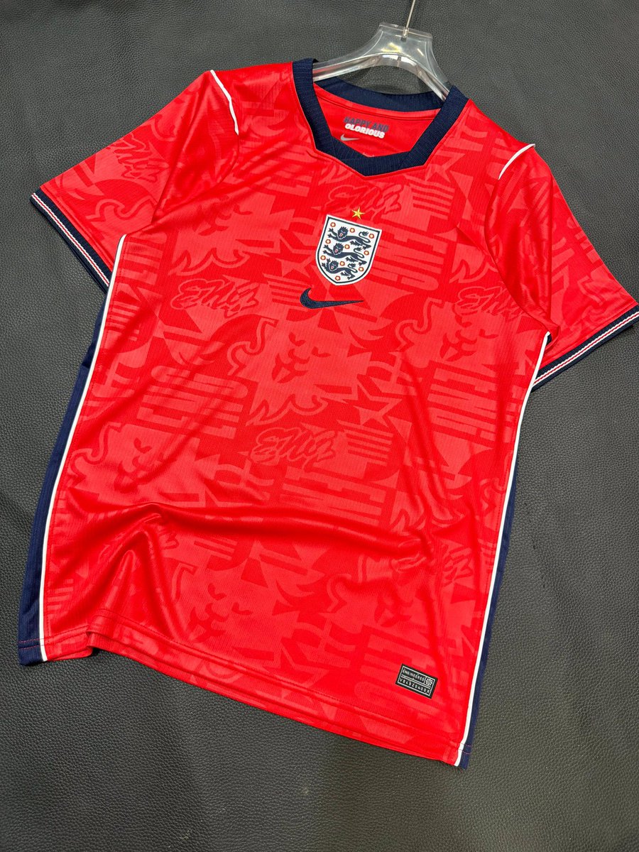 Ola_murewa's tweet image. #England 🏴󠁧󠁢󠁥󠁮󠁧󠁿 Home/Away Kit WC 2026❤️

🏷️ 20,000 
👕 M - 2xl 

Kindly Dm or wa.me/2349035211635 to place your orders 😊

Check the media for more jerseys 😁

📍Nationwide Delivery 🚚 

Fruitful Offset GM CT Amen Tinubu President Muhammad Buhari Tinubu Asake Olamide