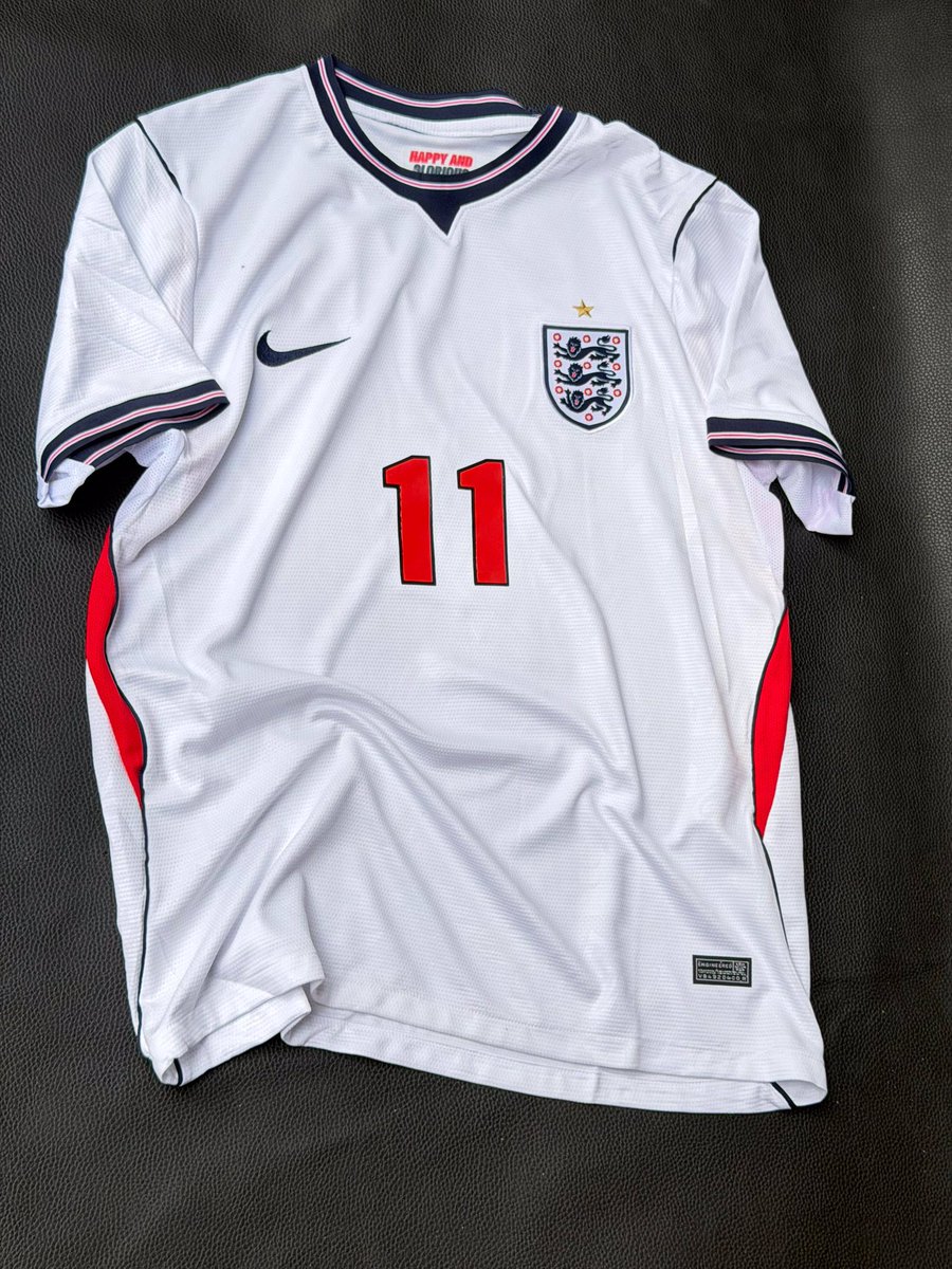 Ola_murewa's tweet image. #England 🏴󠁧󠁢󠁥󠁮󠁧󠁿 Home/Away Kit WC 2026❤️

🏷️ 20,000 
👕 M - 2xl 

Kindly Dm or wa.me/2349035211635 to place your orders 😊

Check the media for more jerseys 😁

📍Nationwide Delivery 🚚 

Fruitful Offset GM CT Amen Tinubu President Muhammad Buhari Tinubu Asake Olamide