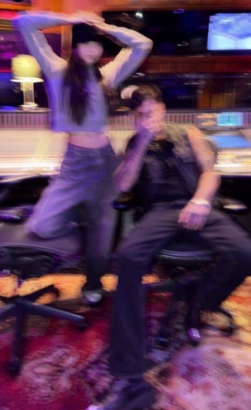 ดอร่า แอคนางฟ้าพี่กระถางเบอร์สี่ 🪴 tweet media