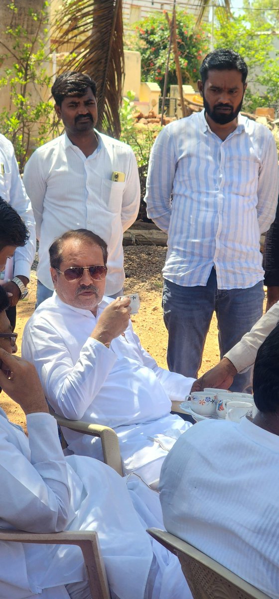 CSNadagoudaINC's tweet photo. ಬಾಗಲಕೋಟೆ ವಿಧಾನಸಭಾ ಕ್ಷೇತ್ರದ ಉಪ ಚುನಾವಣೆ ಅಂಗವಾಗಿ ಕ್ಷೇತ್ರದ ಸೀತಿಮನಿ ತಾಂಡ ಹಾಗೂ ಹಿರೇಗುಳಬಾಳ ಗ್ರಾಮಗಳಲ್ಲಿ ನಮ್ಮ ಕಾಂಗ್ರೆಸ್ ಅಭ್ಯರ್ಥಿ ಪರವಾಗಿ ಪ್ರಚಾರ ಕಾರ್ಯ ನಡೆಸಲಾಯಿತು. ಸ್ಥಳೀಯ ಮುಖಂಡರು, ಕಾರ್ಯಕರ್ತರು ಜೊತೆಗಿದ್ದರು.
.
.
#BagalakoteByElection2026 #Vote4Congress #Vote4Progress https://t.co/em8EDPXUVG