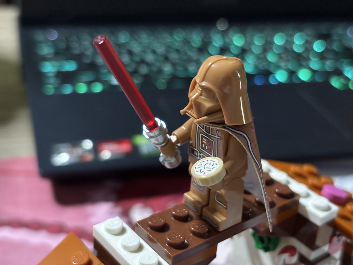 ต่อเลโก้at-at ขนมปังขิงได้เท่านี้แล้ว ไม่ได้ไลฟตอนต่อเพราะเหนื่อยๆ จะปั่นงานด้วย 55