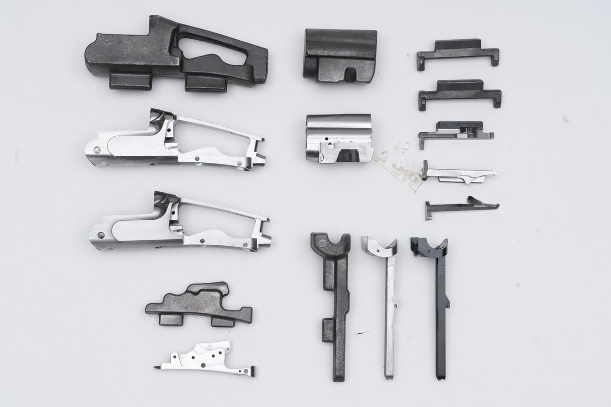 FAIRITALY1971's tweet photo. From forged ingots to action bodies, trigger plates, fore-end irons and extractors of our Fossari line

#Fossariitaly #shotguns #competitionshotgun #shotgunproduction #madeinitaly https://t.co/hqBeQa8goB