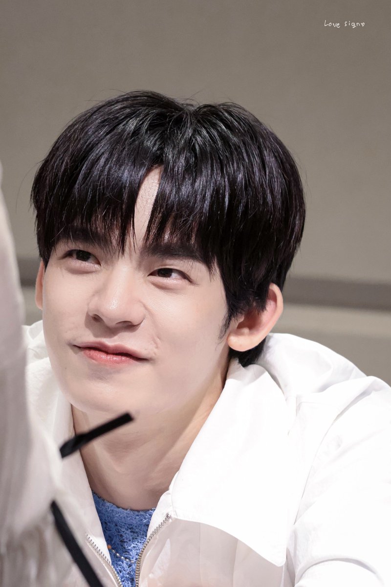 𝑳𝒐𝒗𝒆 𝒔𝒊𝒈𝒏 ◞♡ tweet media