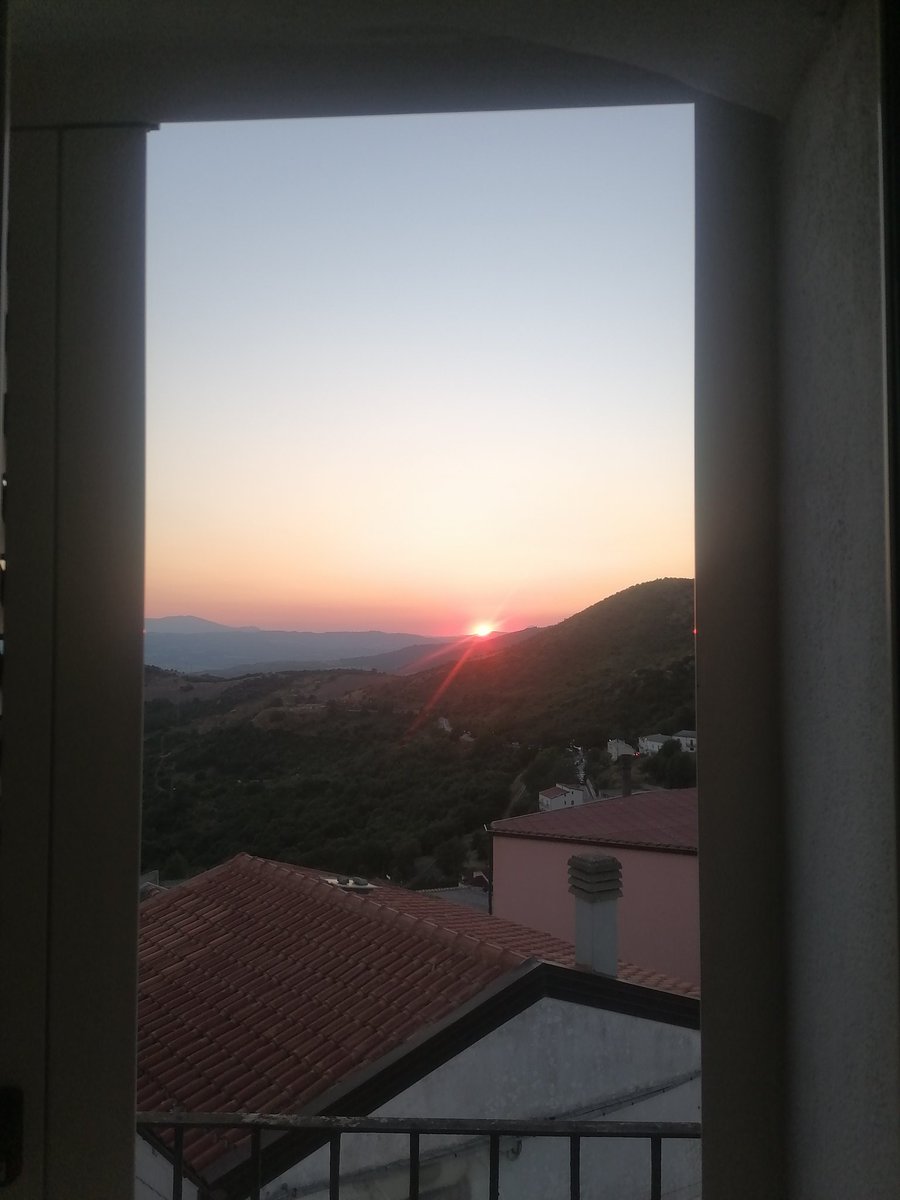 Frammenti_di_mari tweet media