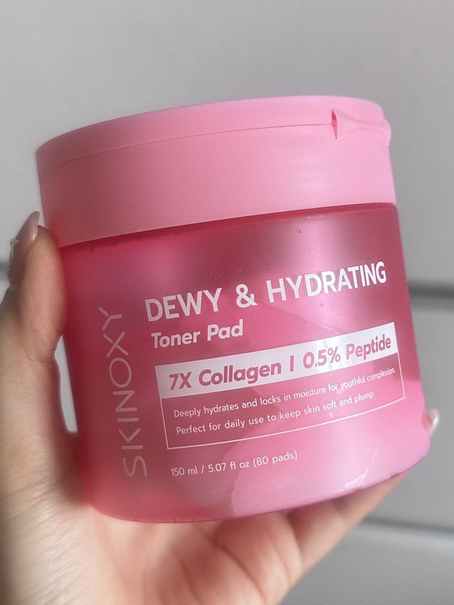 ว่าไงนะคะ tweet media