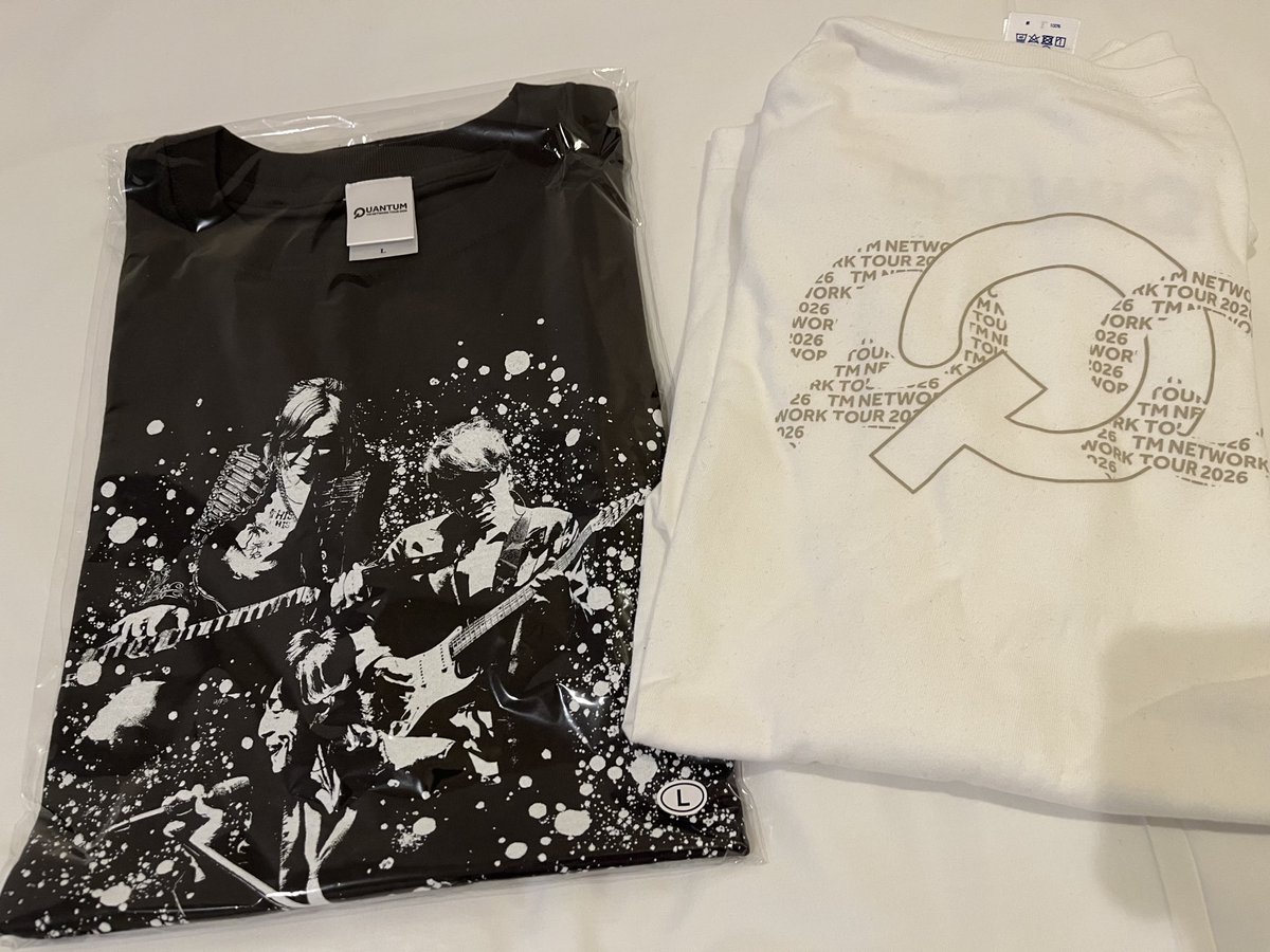 senkousub's tweet image. ヨコハマまさかの雨止んでるって言う奇跡

予定では欧陽菲菲の雨のヨコハマでも口ずさもうかと考えていたのに嬉しい誤算

さて、本日は白or黒どっちでいきますかねー
#TMNETWORK 
#QUANTUM 
#横浜アリーナ