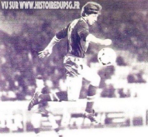 MaillotsPSG's tweet photo. 07/04/1979. 7 buts et une victoire in extremis du #PSG sur l'@OM_Officiel : 4️⃣-3️⃣
⚽️ Bureau, Dahleb, A. Bianchi, C. Bianchi
🔗 https://t.co/vq8n7DeVdd
🎦 https://t.co/K4JDUOOHHQ
#PSGOM https://t.co/dQVnL6mDDx