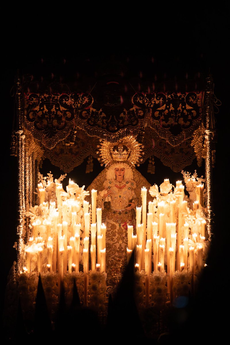 Hermandad de la Macarena tweet media