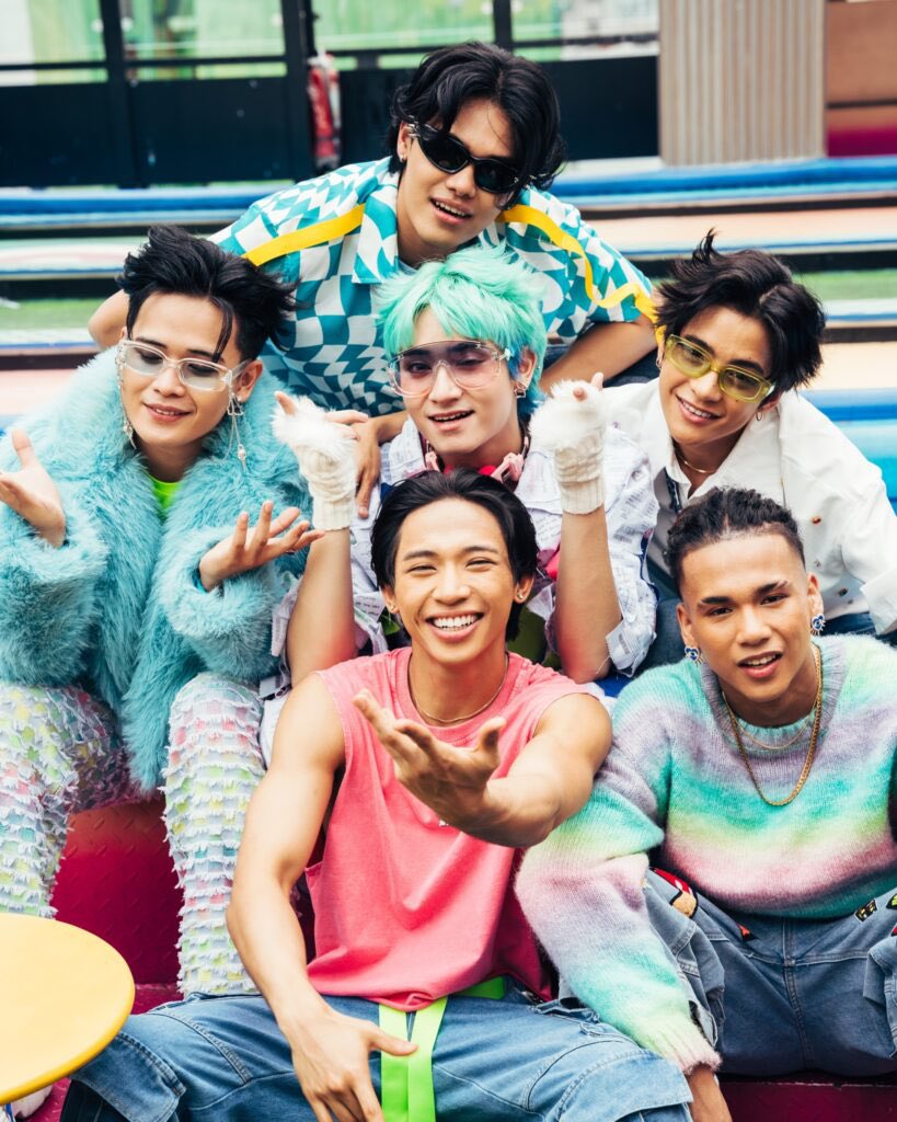canthNg3ke's tweet photo. I’m promoting Filipino pop Group ALAMAT to everyone here on X to check their music and please listen to there music. ALAMAT management has low budget to promote them . So I will be helping yall check ALAMAT song. https://t.co/KD9uPUB9zg