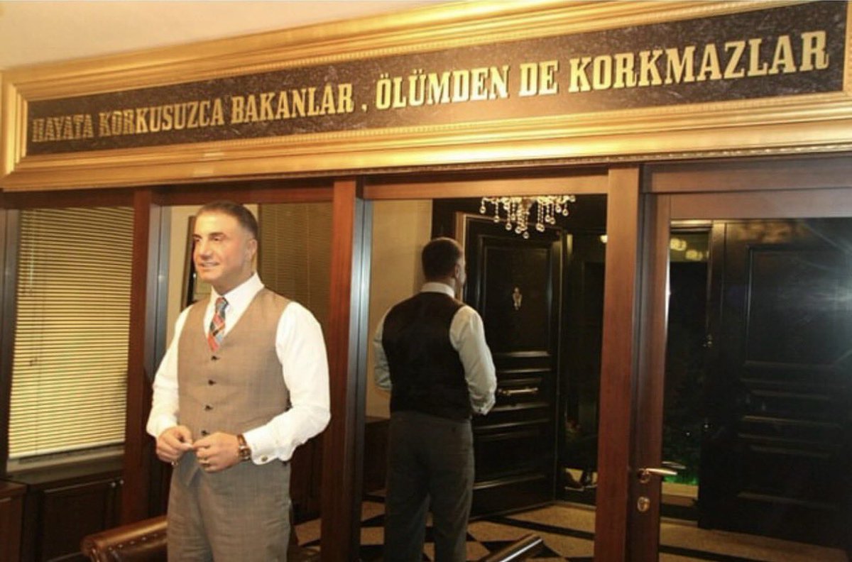 “Çok sıkıntı çektik. Çok çile çektik. Ama sinmedik, bitmedik, bıkmadık bu günlere geldik.”

Şimdi vakit geri dönme vaktidir!
Çok özledik..

Reis <a href="/sedat_peker/">Sedat Peker</a> #SedatPeker