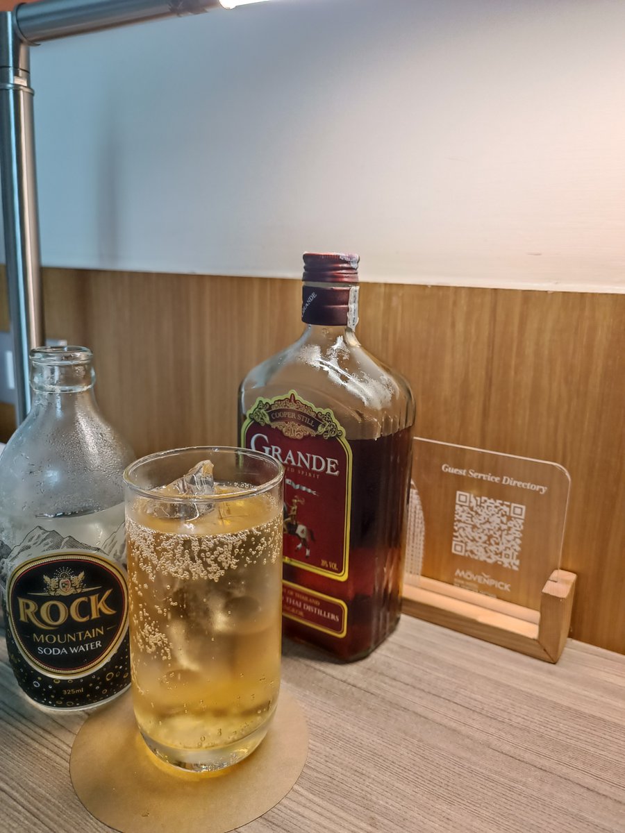 หมอนวดชาย tweet media