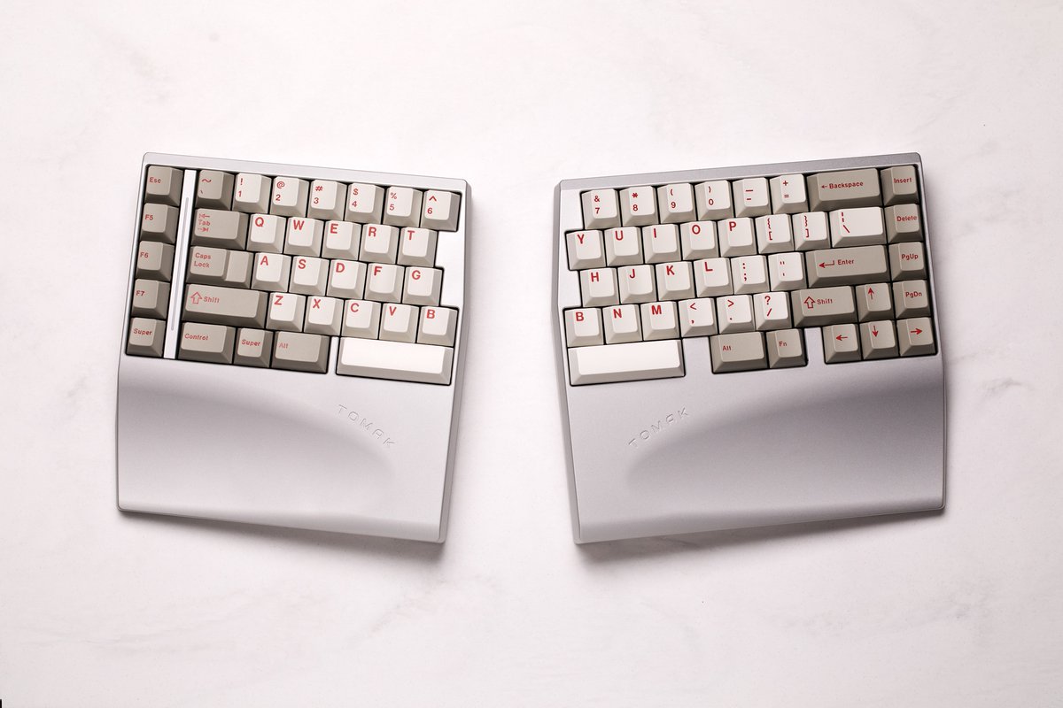 marine7200's tweet photo. #TOMAK65 | The Ultimate Custom #SplitKeyboard
8 innovative features, 1 clean design. Featuring a Monocoque Unibody and an optimized Left-aligned F-Row.
Check the details and sign up for June #Kickstarter launch! #customkeyborad
π https://t.co/ir0yIXisFX https://t.co/DkKzHfzONL