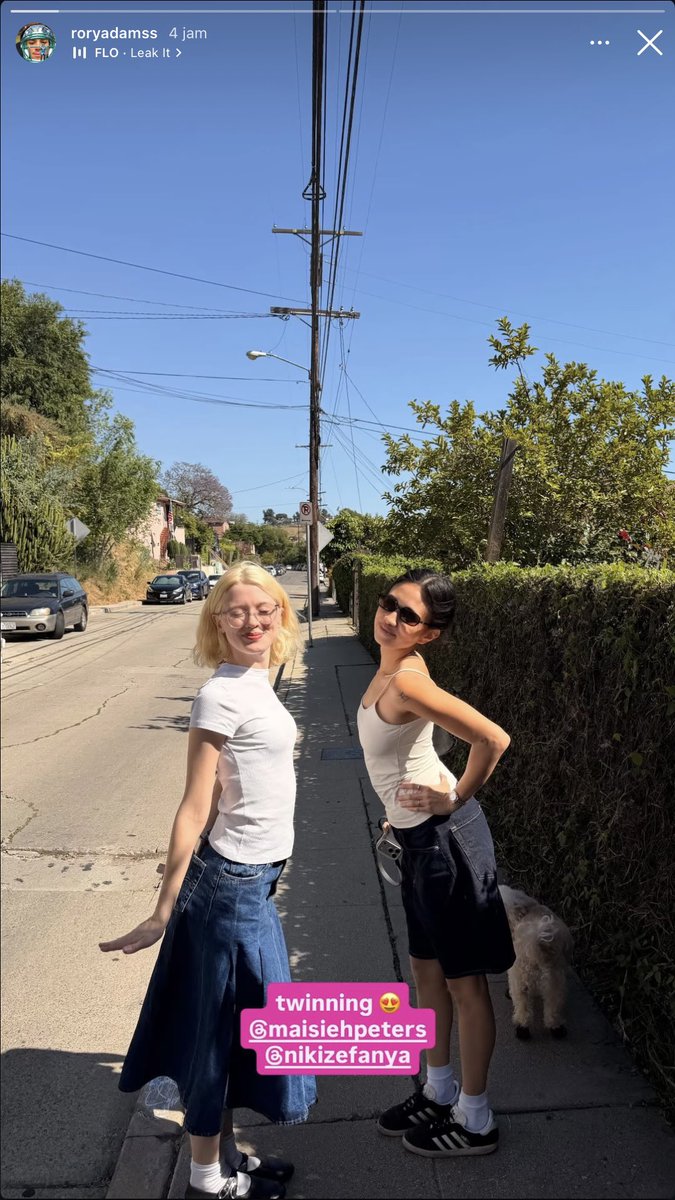 Mr. Otis 🐝 tweet media