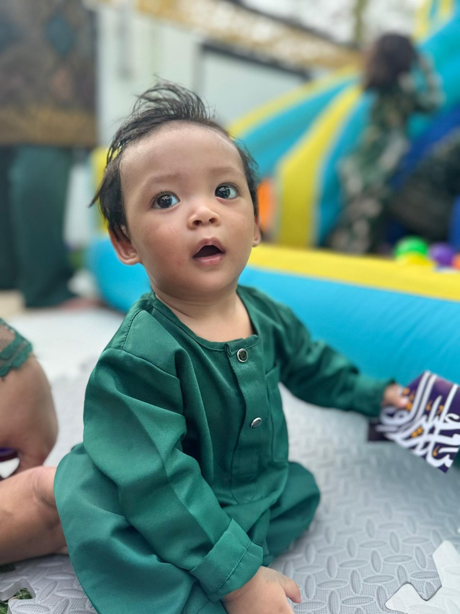 Lynnnoor's tweet photo. Kesayangan Abah Dan Mummy. ❤️ https://t.co/AcMGwM0l9V