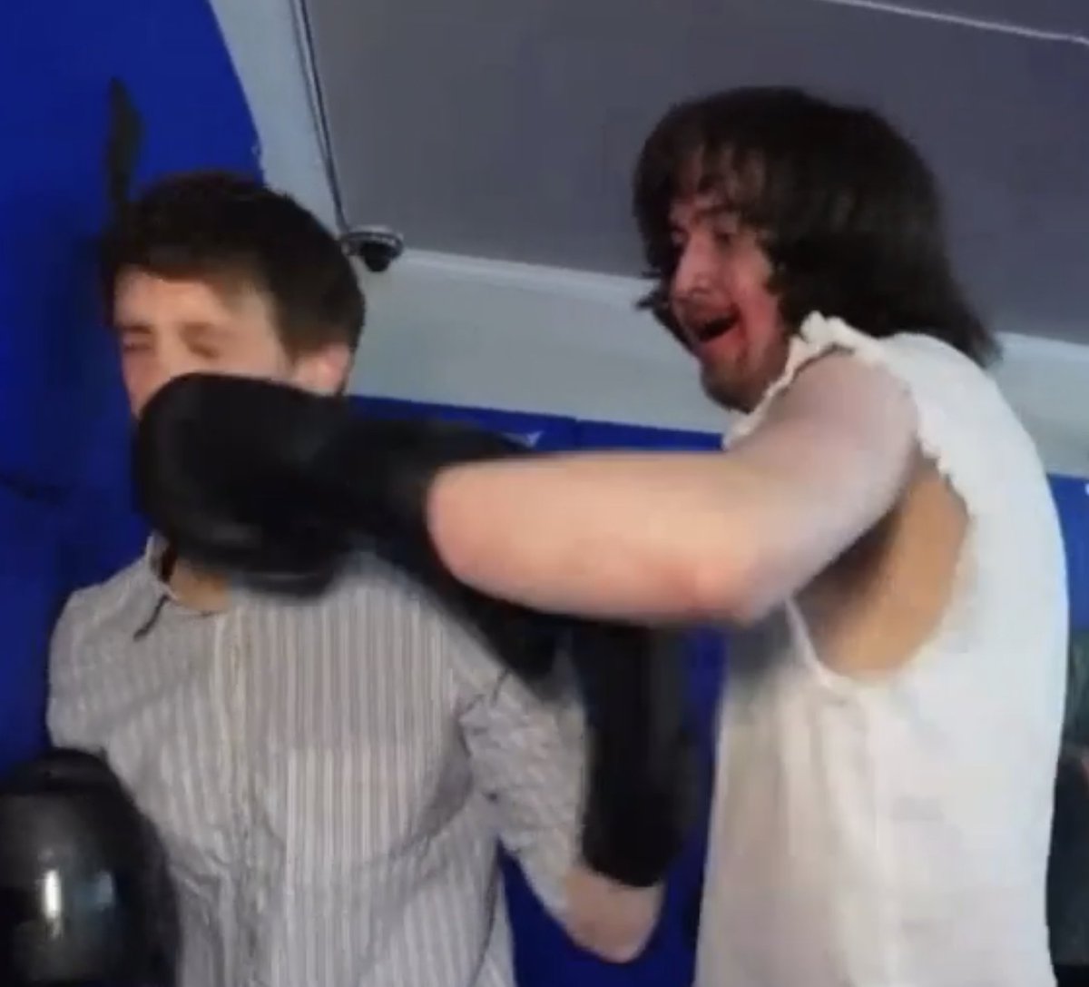 Red Bulk tweet media