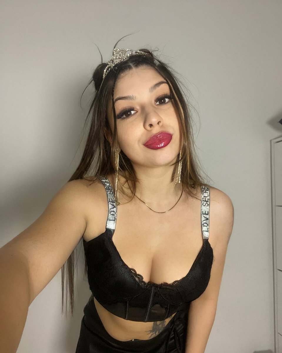 Anabella tweet media