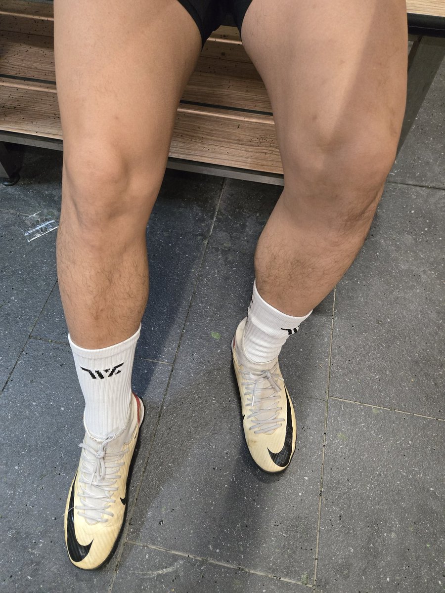 🐺💕🐕🐺 ⚽️/🏋/賣🧦/ 不約 tweet media