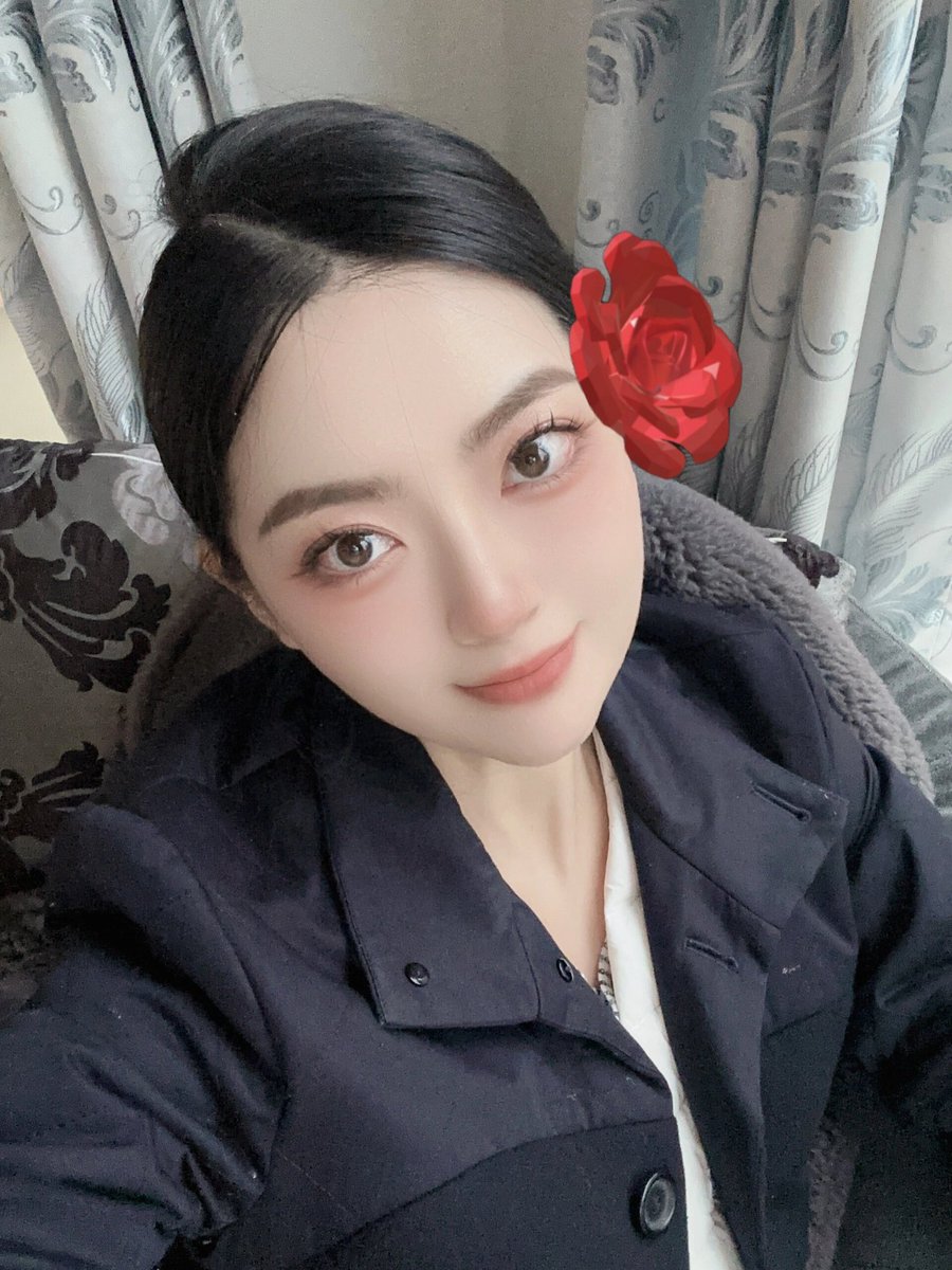 beibei8288's tweet photo. 我以为我百毒不侵，却维独对你上了瘾。 https://t.co/l2Wq2SsWhp