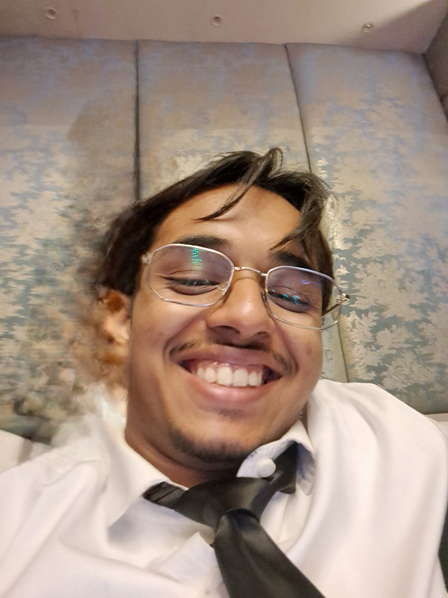 Paratha Playboiメ𝟶 tweet media