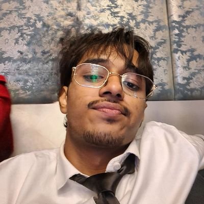 Paratha Playboiメ𝟶 tweet media