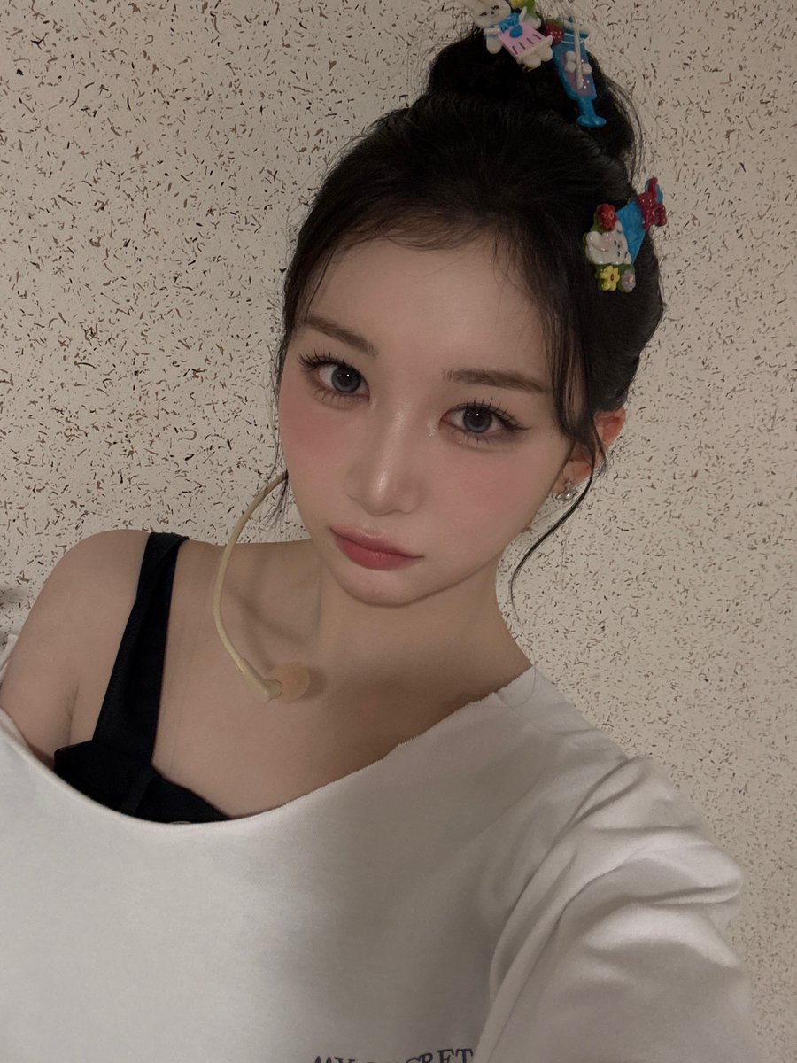 tripleS official tweet media