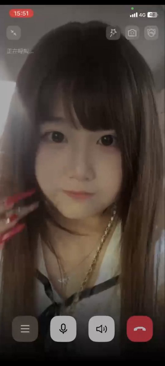carlosvalle04's tweet photo. 广东江门18岁少萝宝宝
超级可爱的一个小妹妹 平时喜欢cos各种动漫角色，就是买cos服太烧钱了扛不住，希望能找个爹系男友 https://t.co/VtwxDW9NKD
