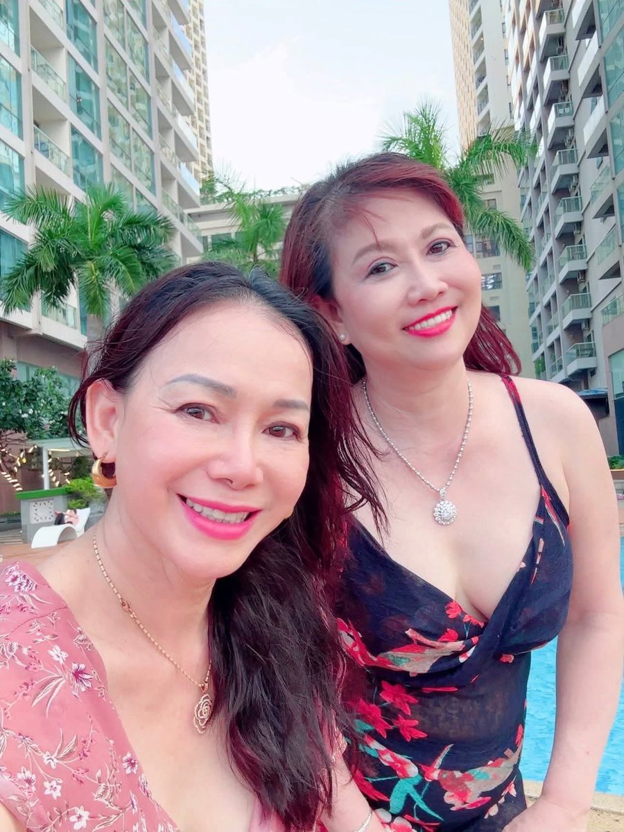 Cẩm Hồng tweet media