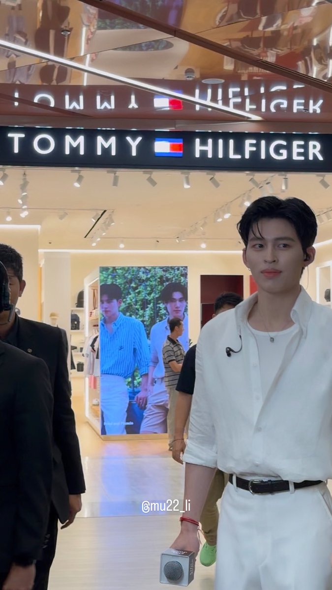 MuLinn งับ tweet media