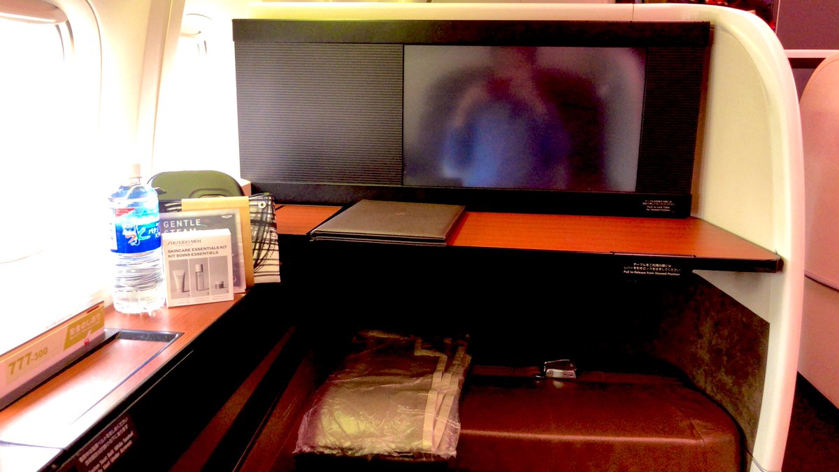 リョウスケ tweet media