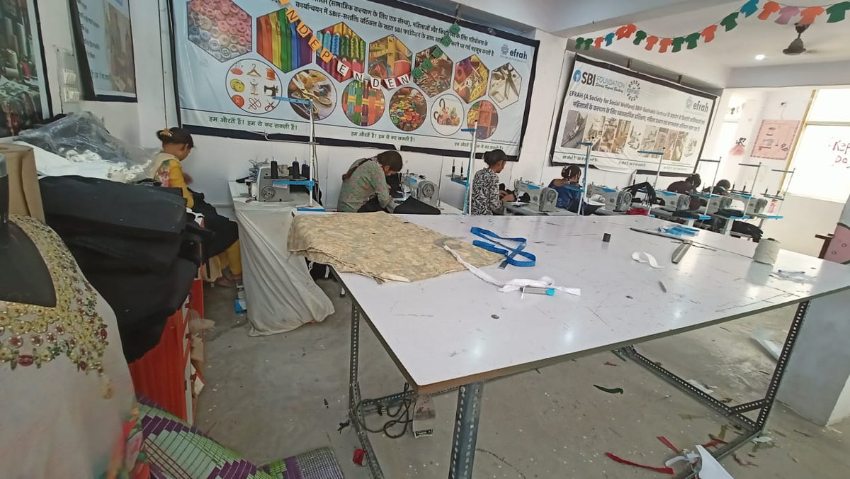 Under SBI Foundation’s Sashakti Vertical project, implemented by EFRAH, activities focused on field engagement, counselling, educational sessions, garment production operations, and vocational training,  outreach and impact among marginalized communities in Badarpur area of Delhi