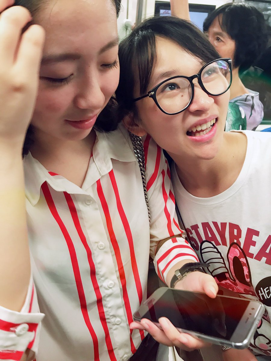 ATOMDODO's tweet photo. Street portraits in the subway
地铁扫街
@Fengsiyuan https://t.co/rGAtVqhX0K