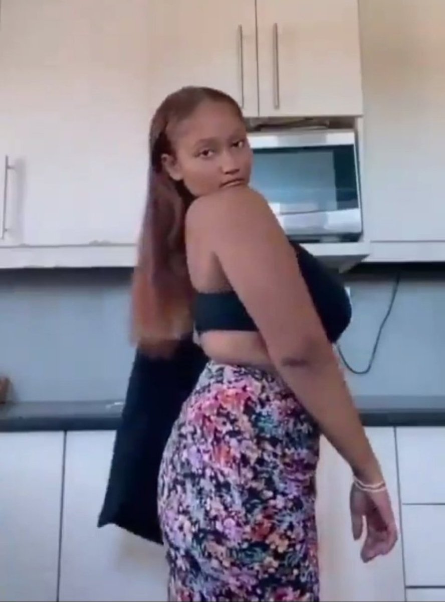 5 People tweet media