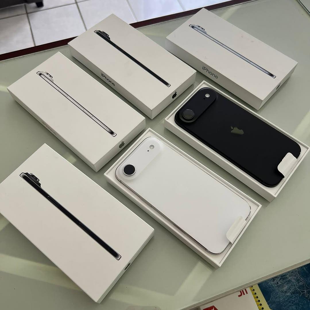 kvng_west_'s tweet image. What are you buying from West Gadgets today?
Wanna 
Buy
Sell
Swap
?

Whatsapp: 08100767028
Call: 09126214635, 08157234835
📍1, oba akran , behind awolowo glass house, Ikeja computer village lagos.