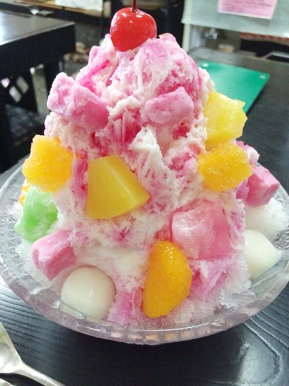 Valentine tweet media