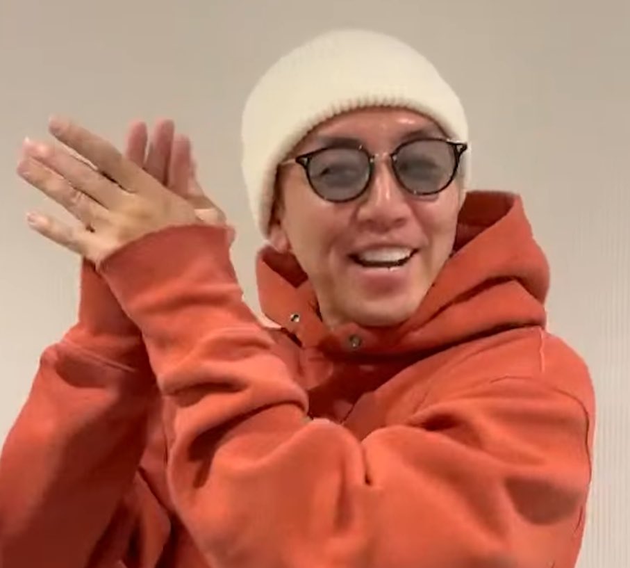 𝟭𝟵𝟳𝟲 tweet media