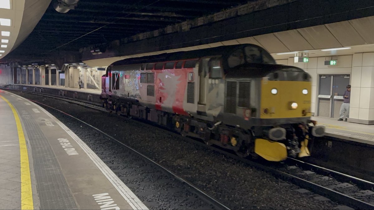 A sight you don’t normally see Class 37 at  New Street